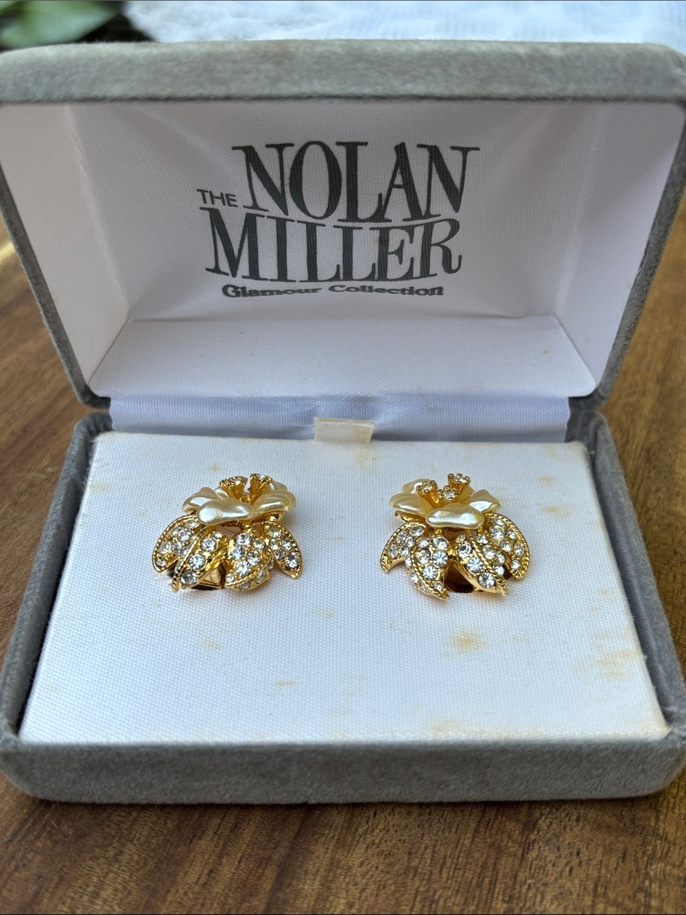 Nolan Miller "Jane Wyman" Glamour Collection 1996 Clip-On Earrings